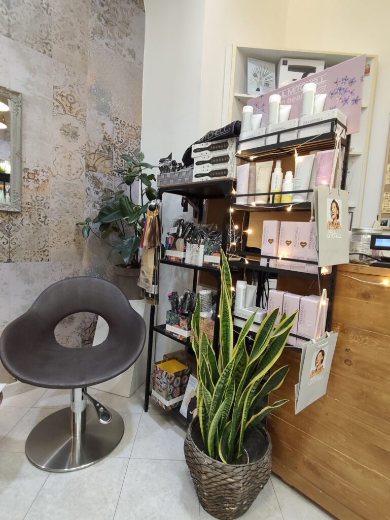 il salone di Luigi Scolaro Stylist a Prati Roma18